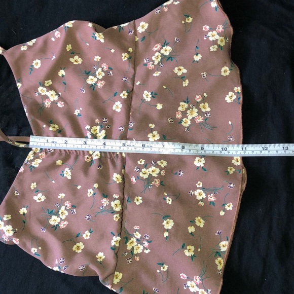 *Sold!!!Cute floral shirt - Picture 6 of 8